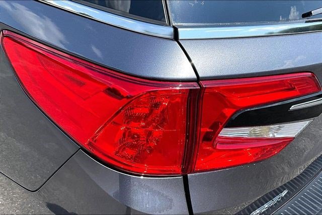 Certified 2022 Honda Odyssey Touring image 22