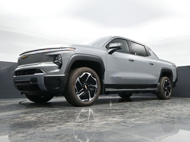 New 2026 Chevrolet Silverado EV LT AWD/4WD image 35
