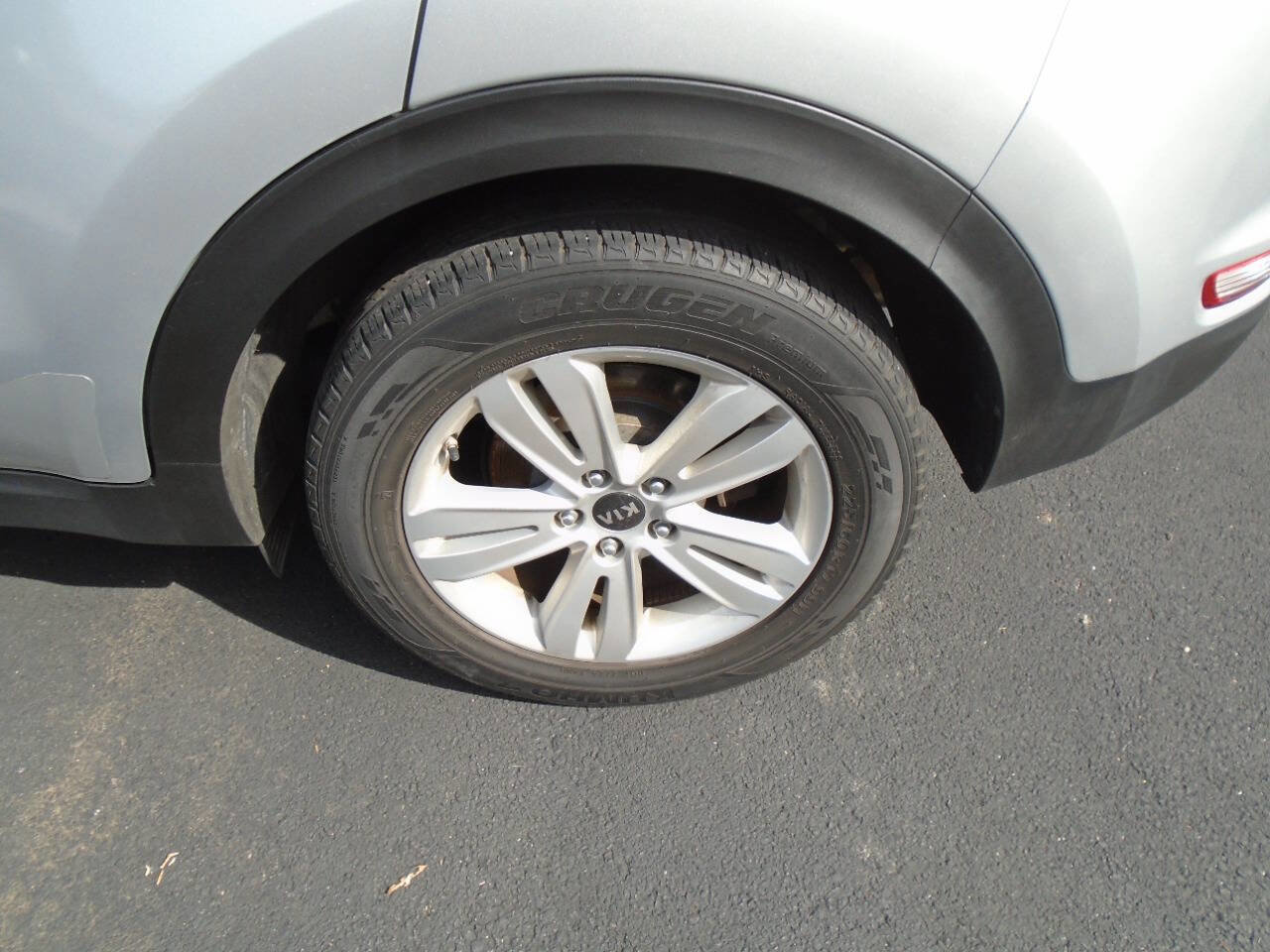 Used 2017 Kia Sportage LX image 7