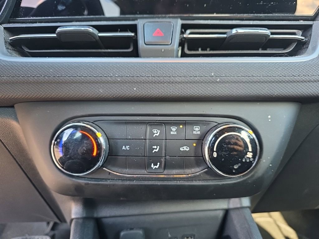 Used 2024 Chevrolet TrailBlazer LS image 20