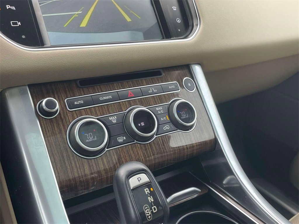 Used 2016 Land Rover Range Rover Sport HSE image 30