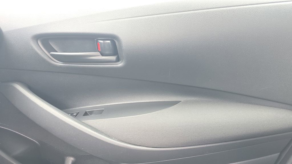 Used 2023 Toyota Corolla LE image 16