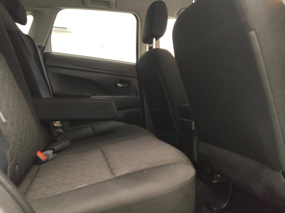 Used 2023 Mitsubishi Outlander Sport AWD image 19