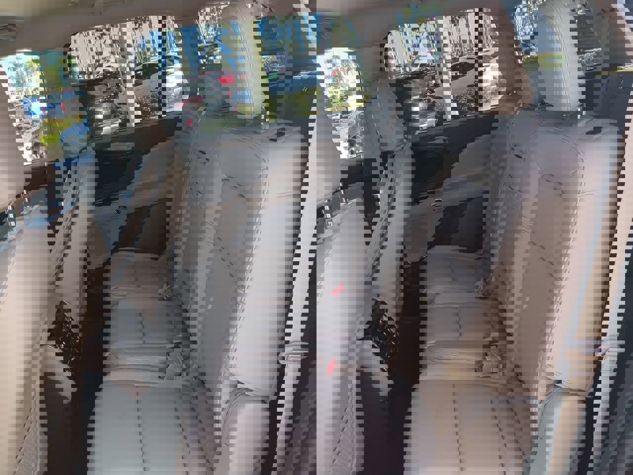 Certified 2023 Lincoln Aviator AWD w/ Class IV Trailer Tow Package image 14