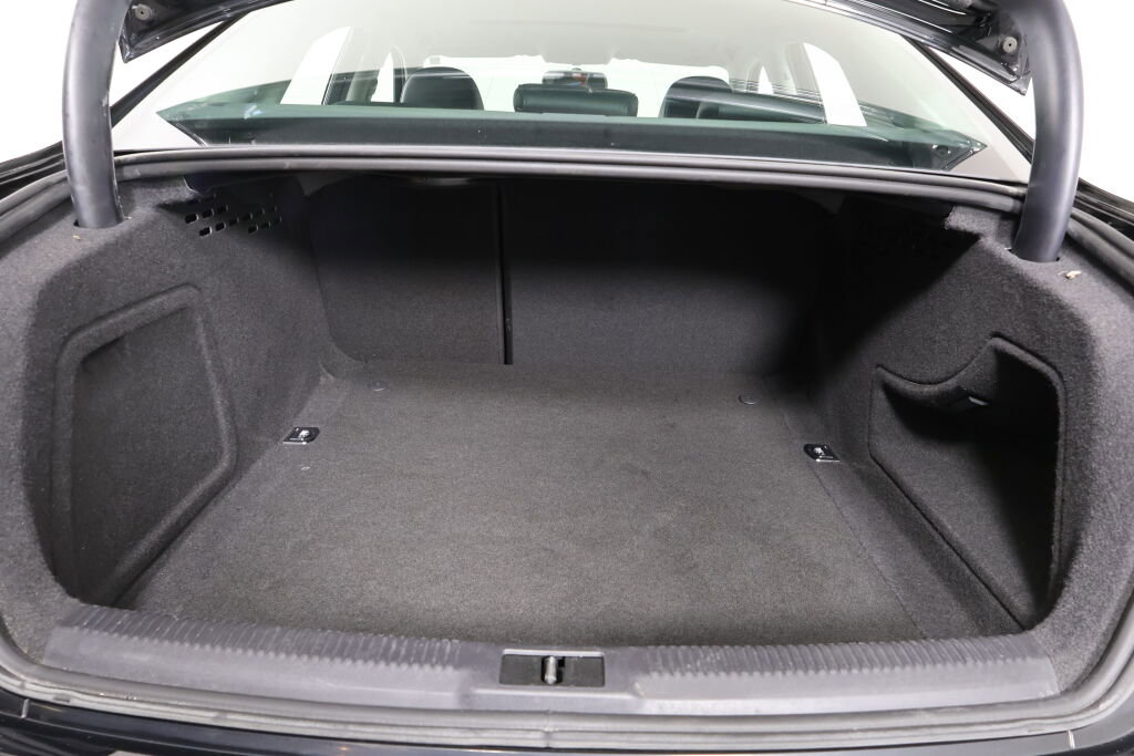 Used 2009 Audi A4 2.0T Premium FWD image 18
