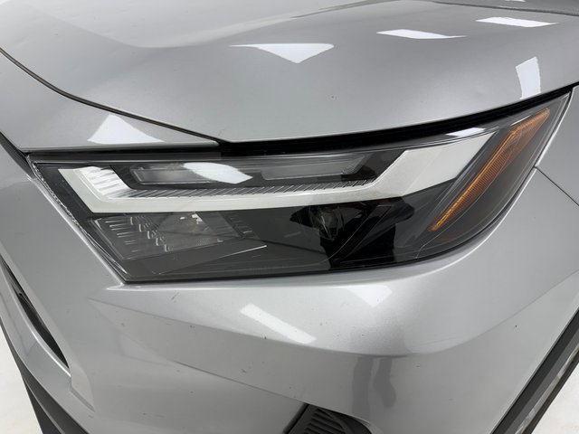 Used 2024 Toyota RAV4 XLE image 5