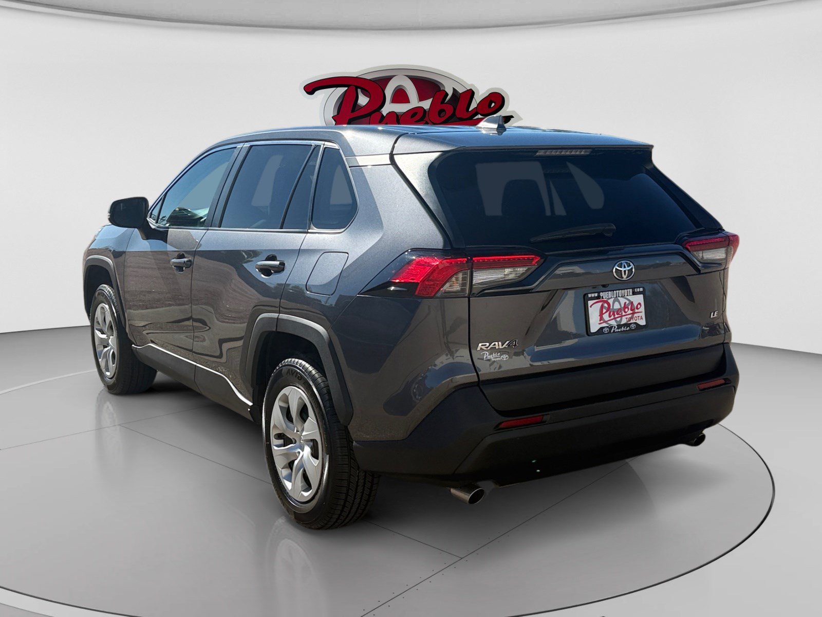 Used 2023 Toyota RAV4 LE FWD image 3