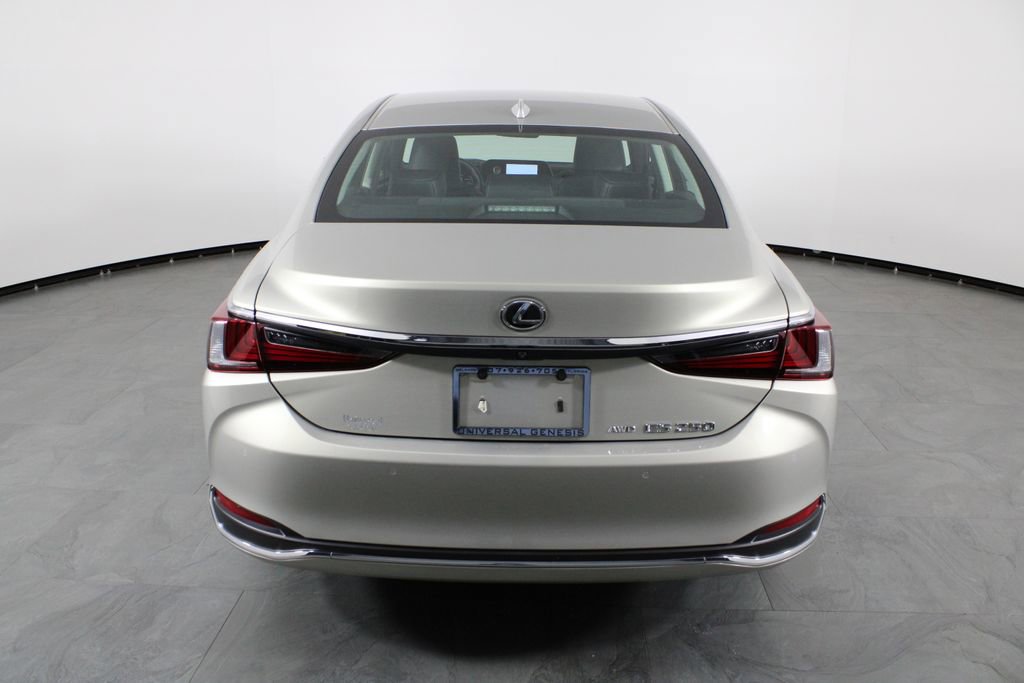 Used 2023 Lexus ES 250 w/ Premium Package image 9