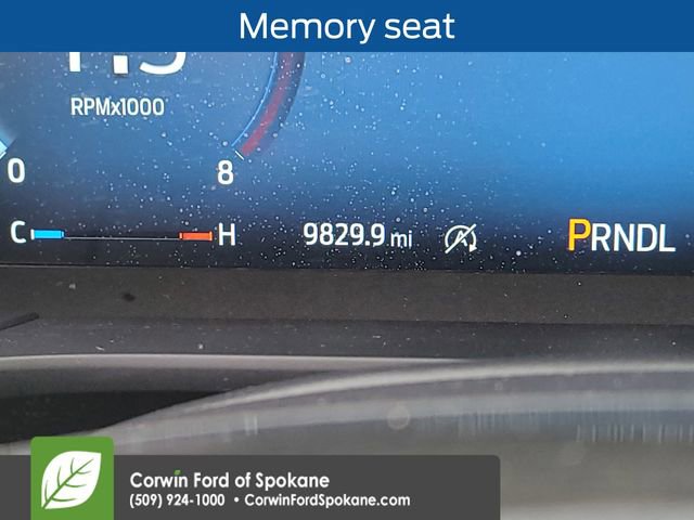 Used 2025 Ford Escape Platinum image 9