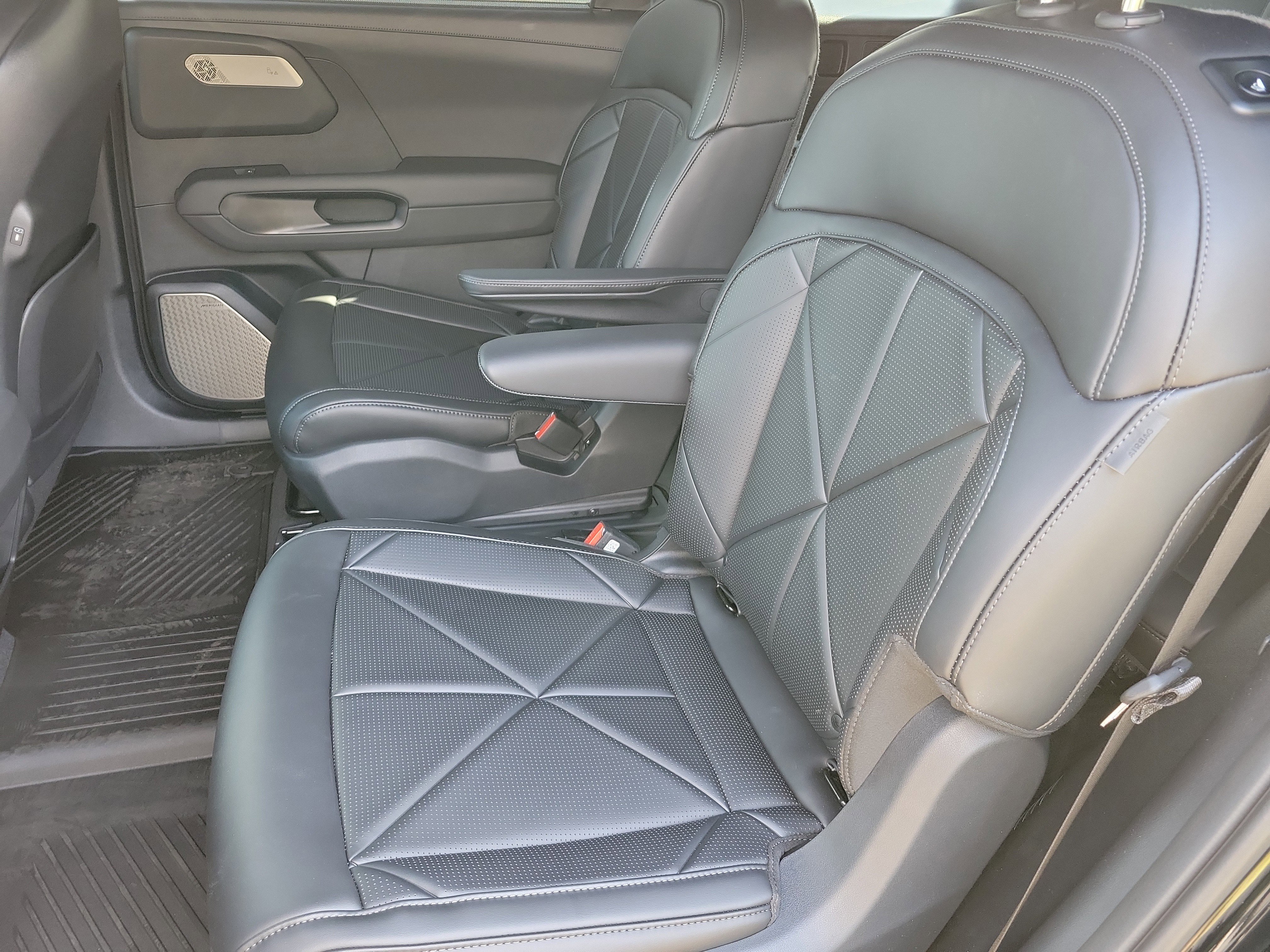 New 2027 Kia Telluride SX FWD image 7