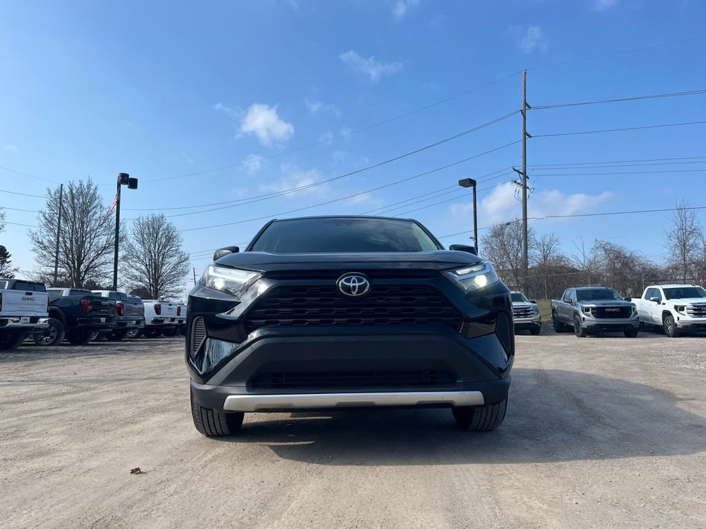 Used 2024 Toyota RAV4 LE image 4