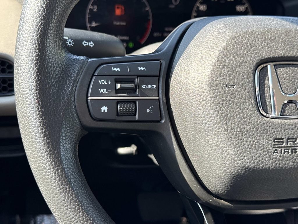 Used 2025 Honda HR-V LX image 10