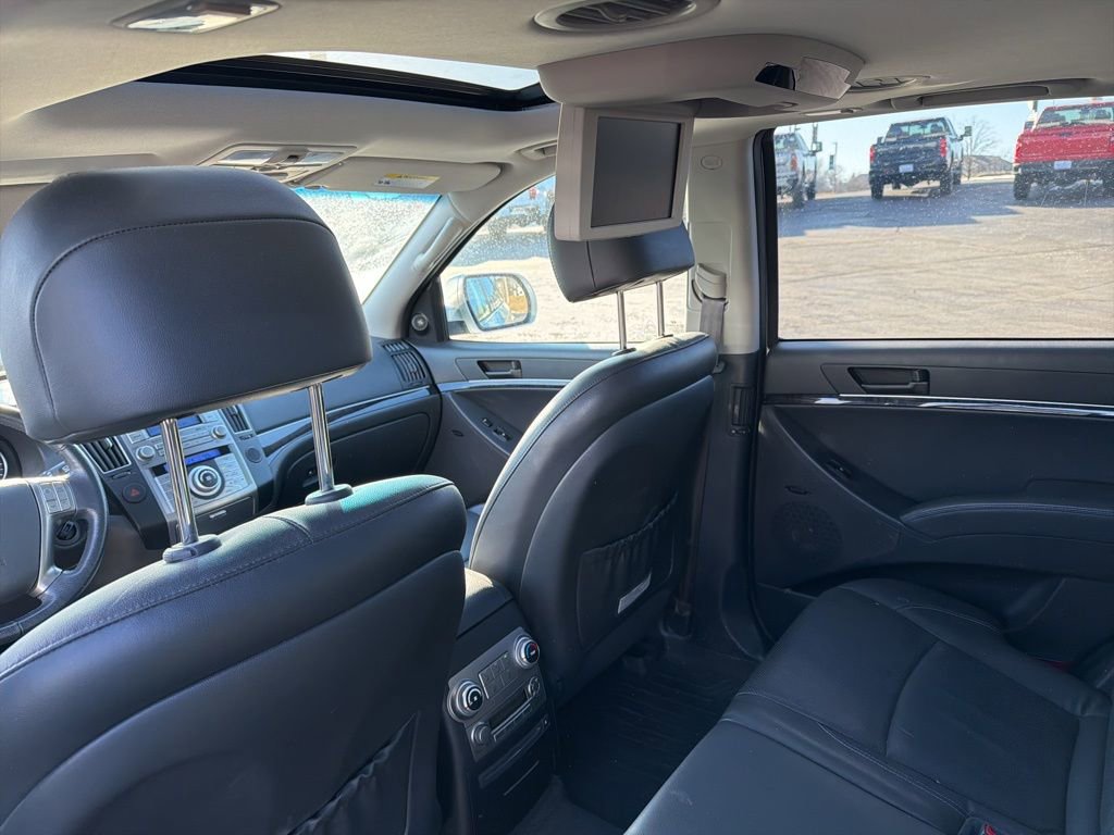 Used 2012 Hyundai Veracruz Limited w/ Entertainment Pkg image 15