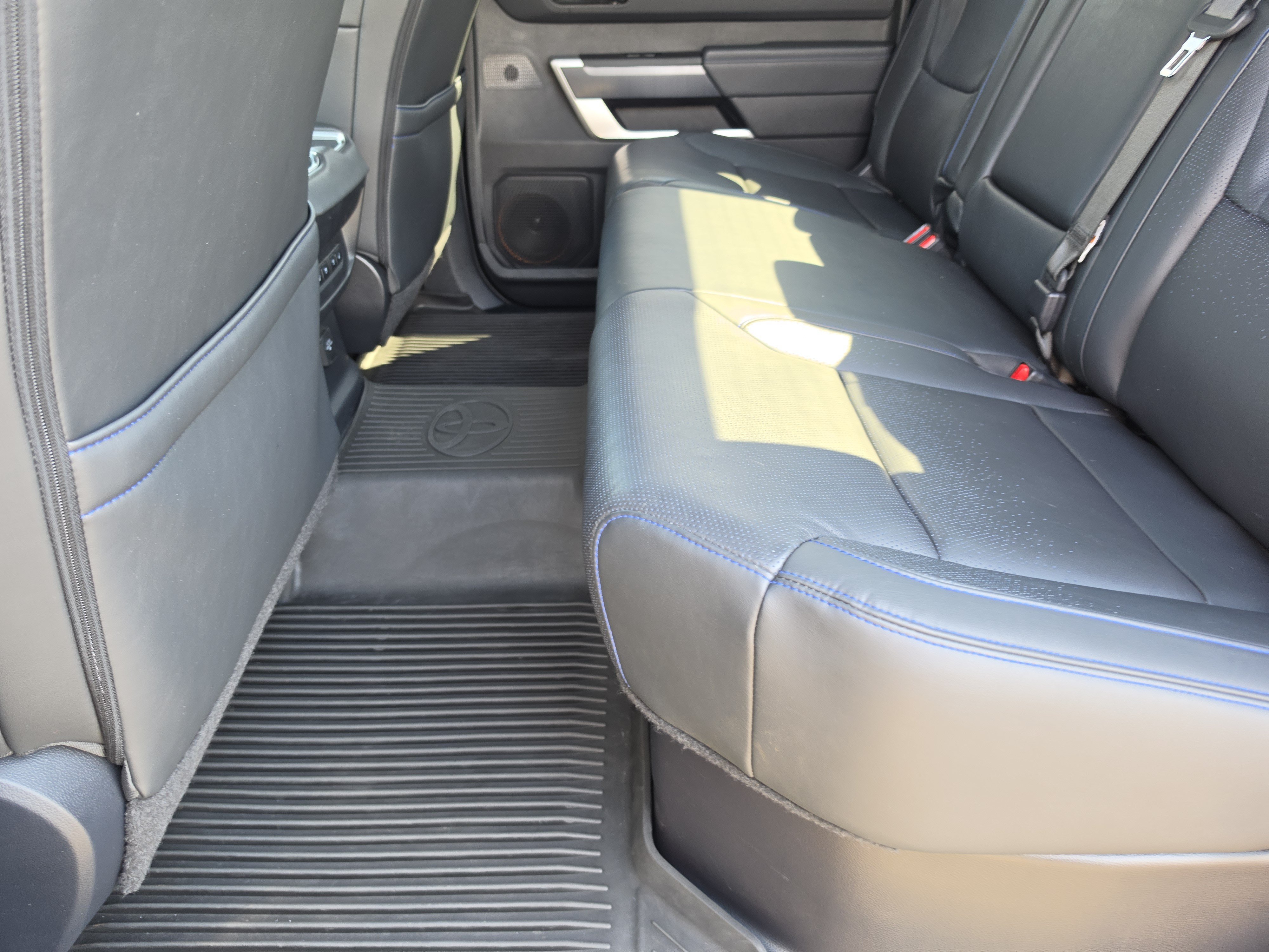 Used 2023 Toyota Tundra Platinum AWD/4WD image 10