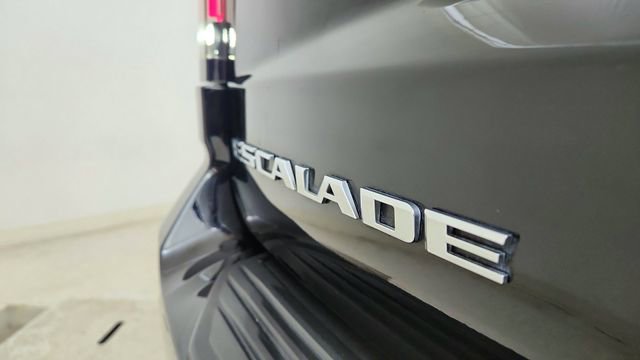 Used 2025 Cadillac Escalade Sport w/ Touring Package image 18