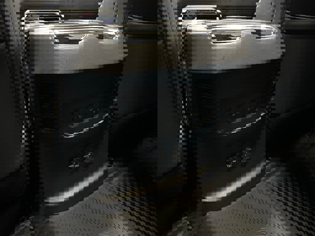 Used 2025 Toyota Tundra Platinum image 54