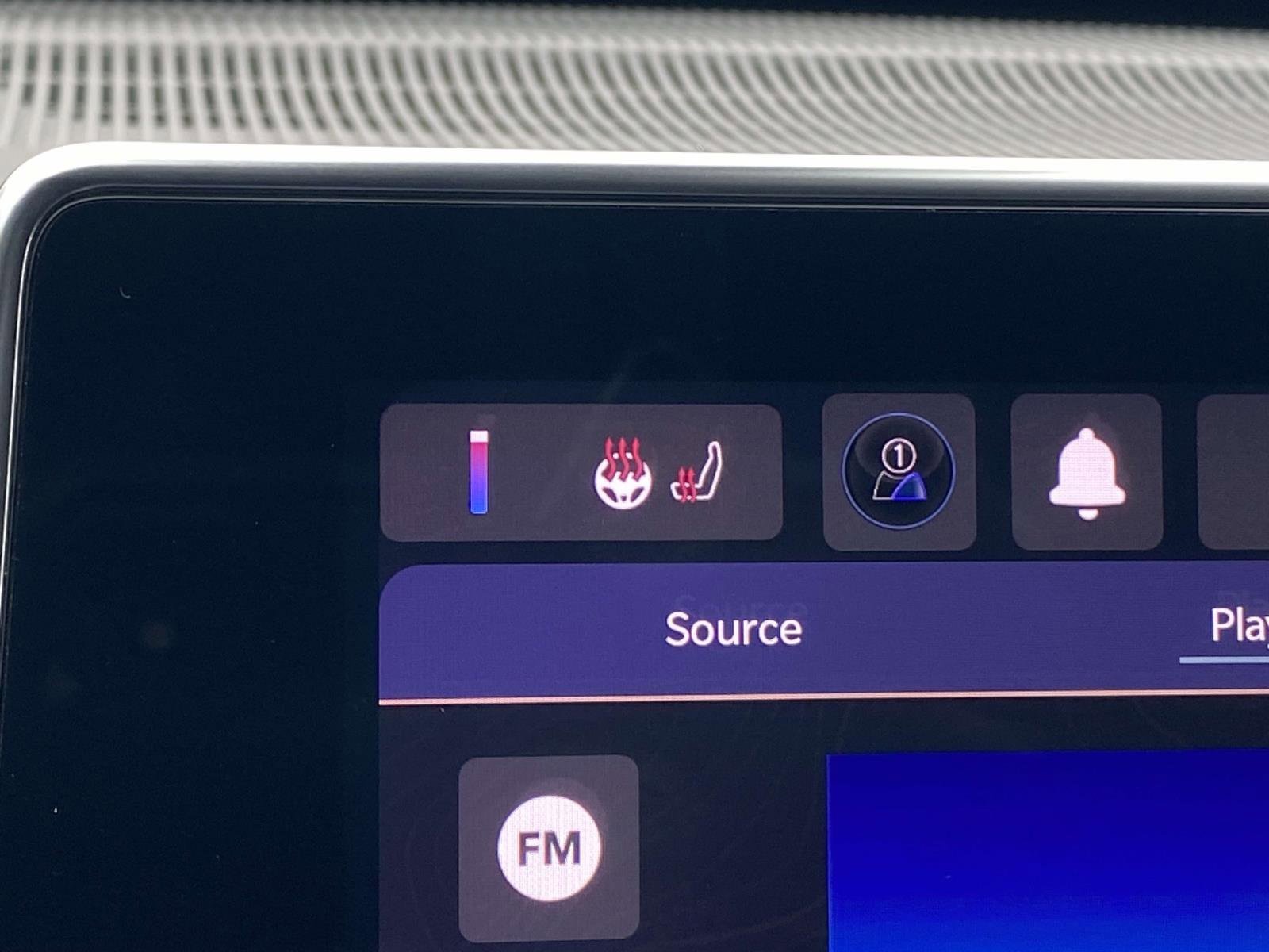 Used 2023 Jeep Compass Latitude w/ Sun and Sound Group image 32