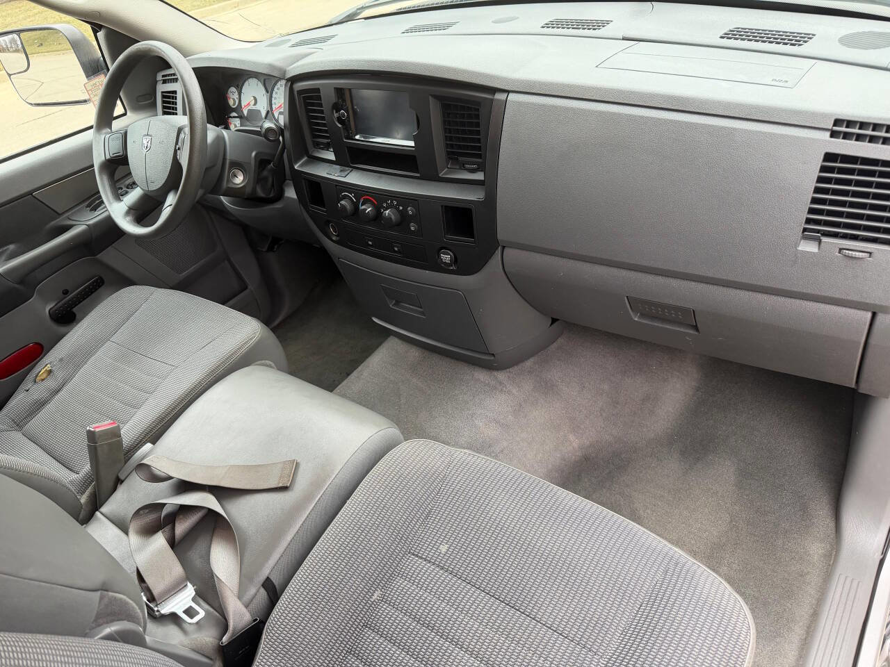 Used 2009 Dodge Ram 2500 Truck SXT image 16