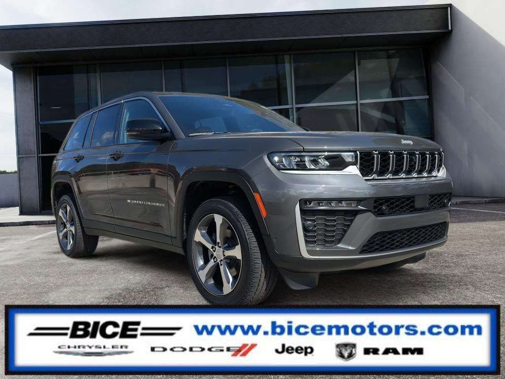 New 2026 Jeep Grand Cherokee Limited w/ Luxury Tech Group II RWD video 1