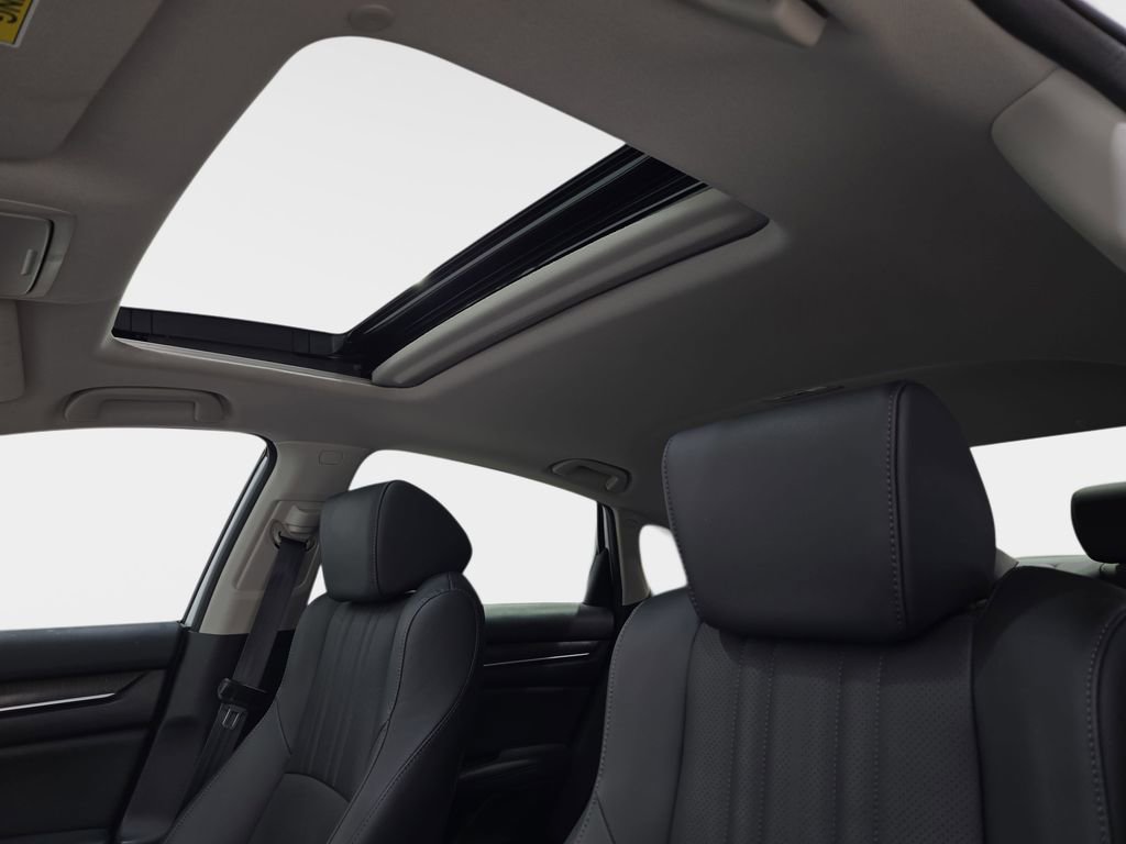 Used 2022 Honda Accord Touring image 30