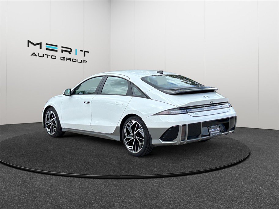 Used 2023 Hyundai Ioniq 6 SEL AWD image 7