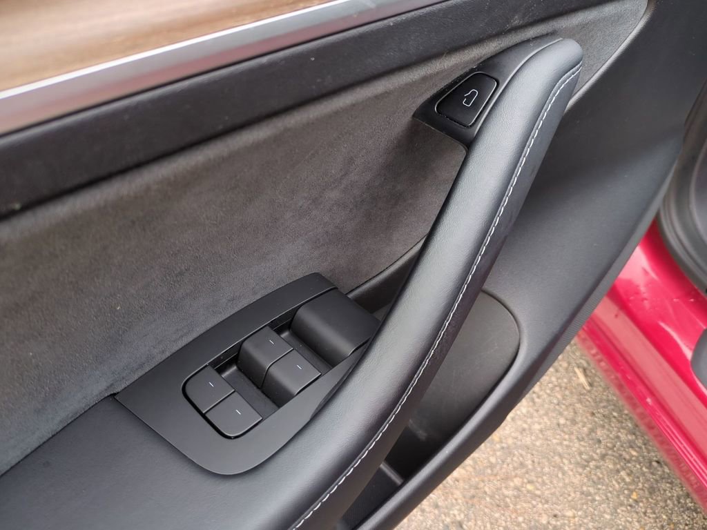 Used 2022 Tesla Model 3 image 13
