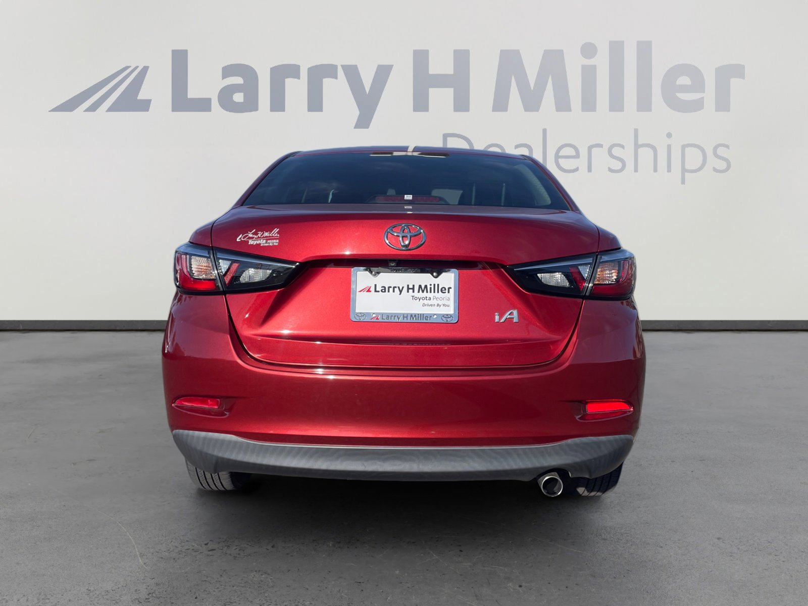 Used 2017 Toyota Yaris iA FWD image 4