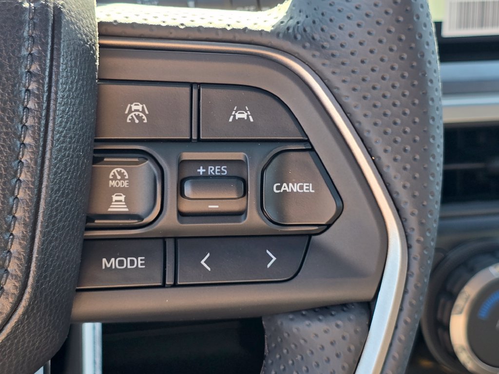 New 2026 Toyota 4Runner TRD Off-Road Premium w/ Tow Technology Package AWD/4WD image 35