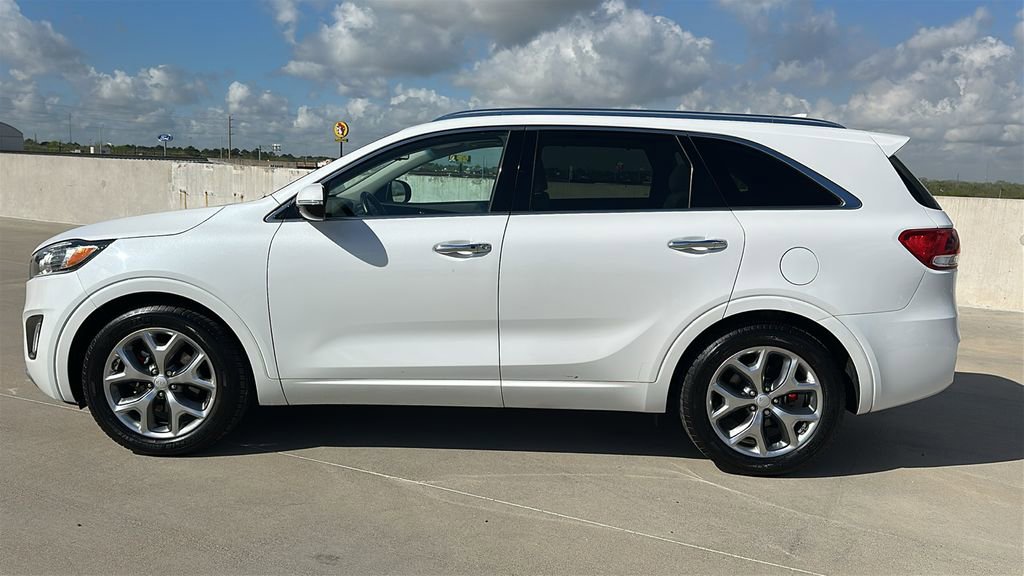 Used 2017 Kia Sorento SX image 10