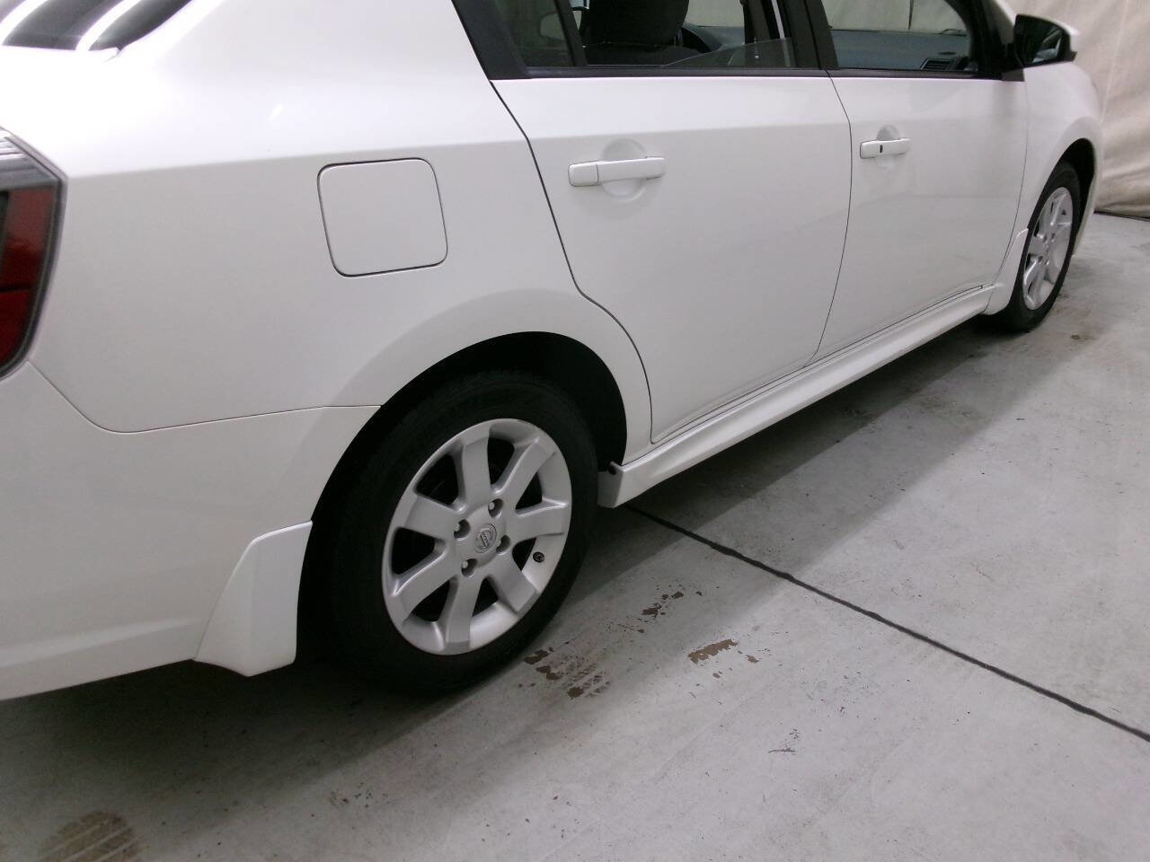 Used 2011 Nissan Sentra 2.0 SR w/ Convenience Pkg image 8