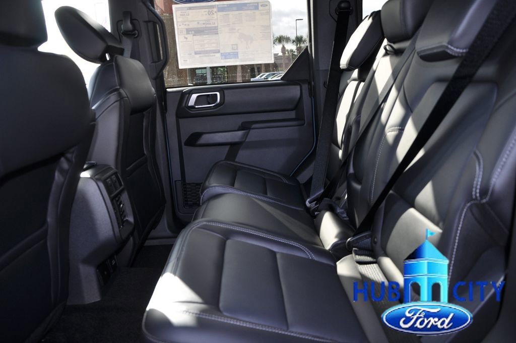 New 2025 Ford Bronco Outer Banks image 11