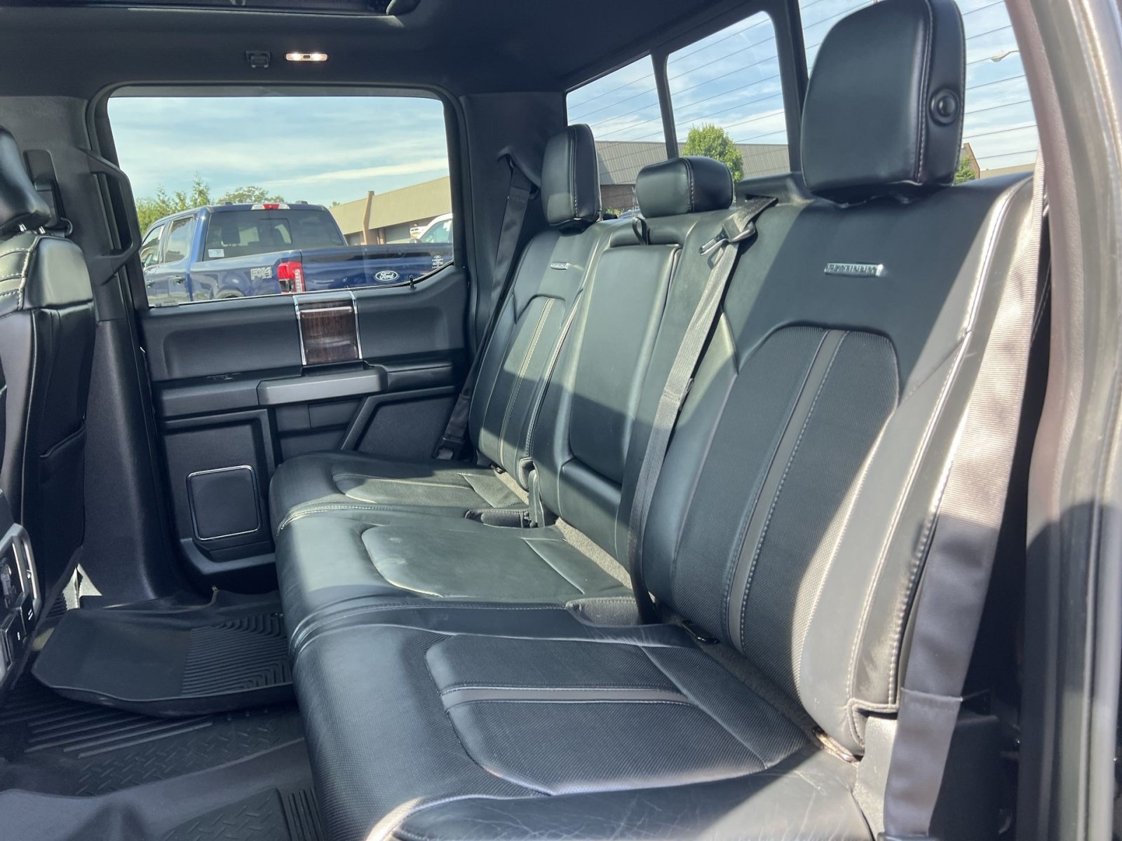 Used 2017 Ford F150 Platinum w/ Equipment Group 701A Luxury AWD/4WD image 25