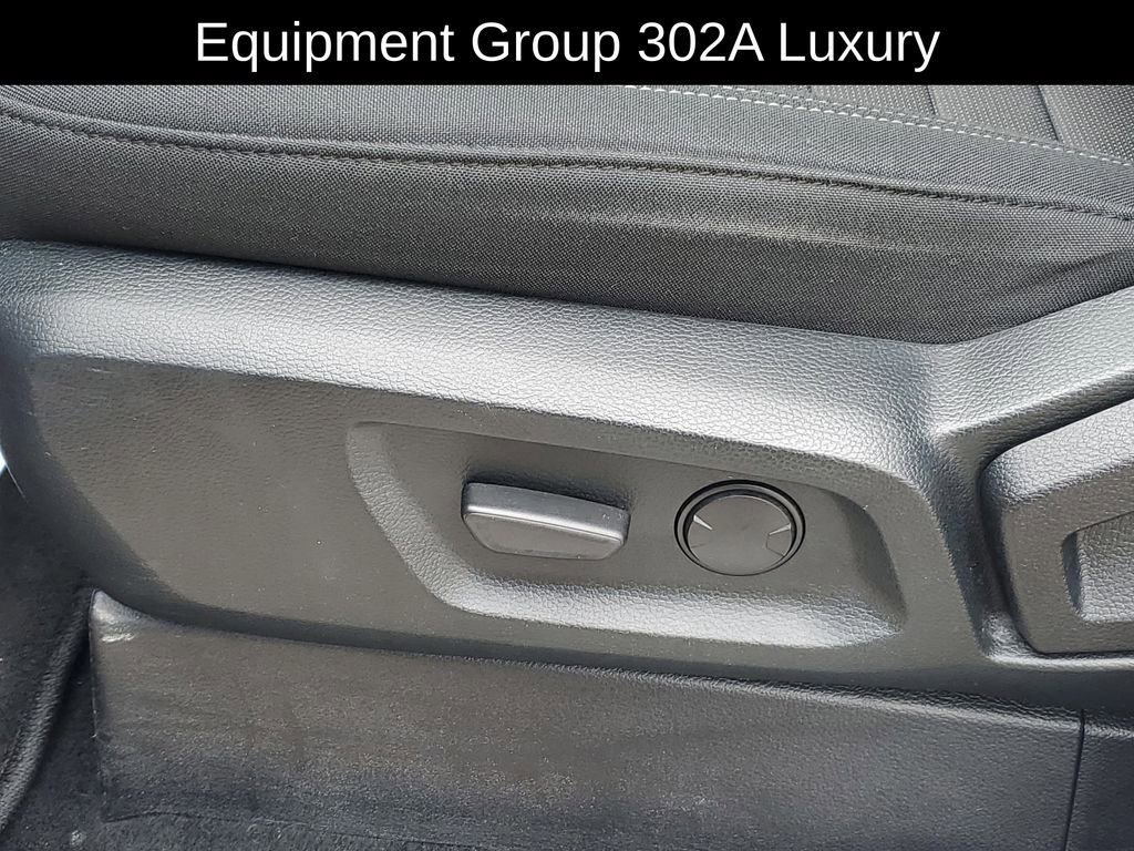 Used 2019 Ford Ranger XLT w/ Equipment Group 302A Luxury AWD/4WD image 6