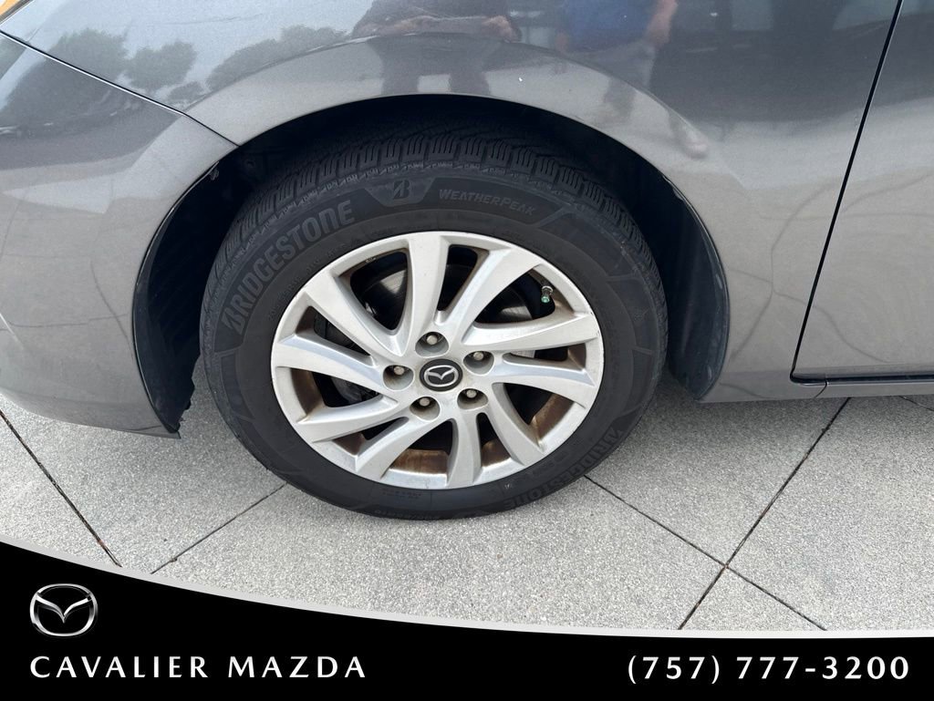 Used 2013 MAZDA MAZDA3 i Touring w/ Preferred Equipment Pkg FWD image 18