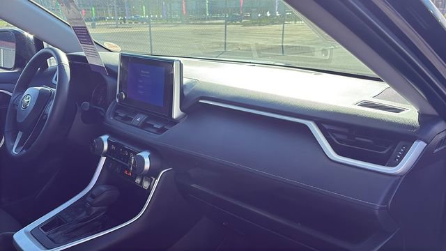 Used 2023 Toyota RAV4 XLE w/ Convenience Package image 31