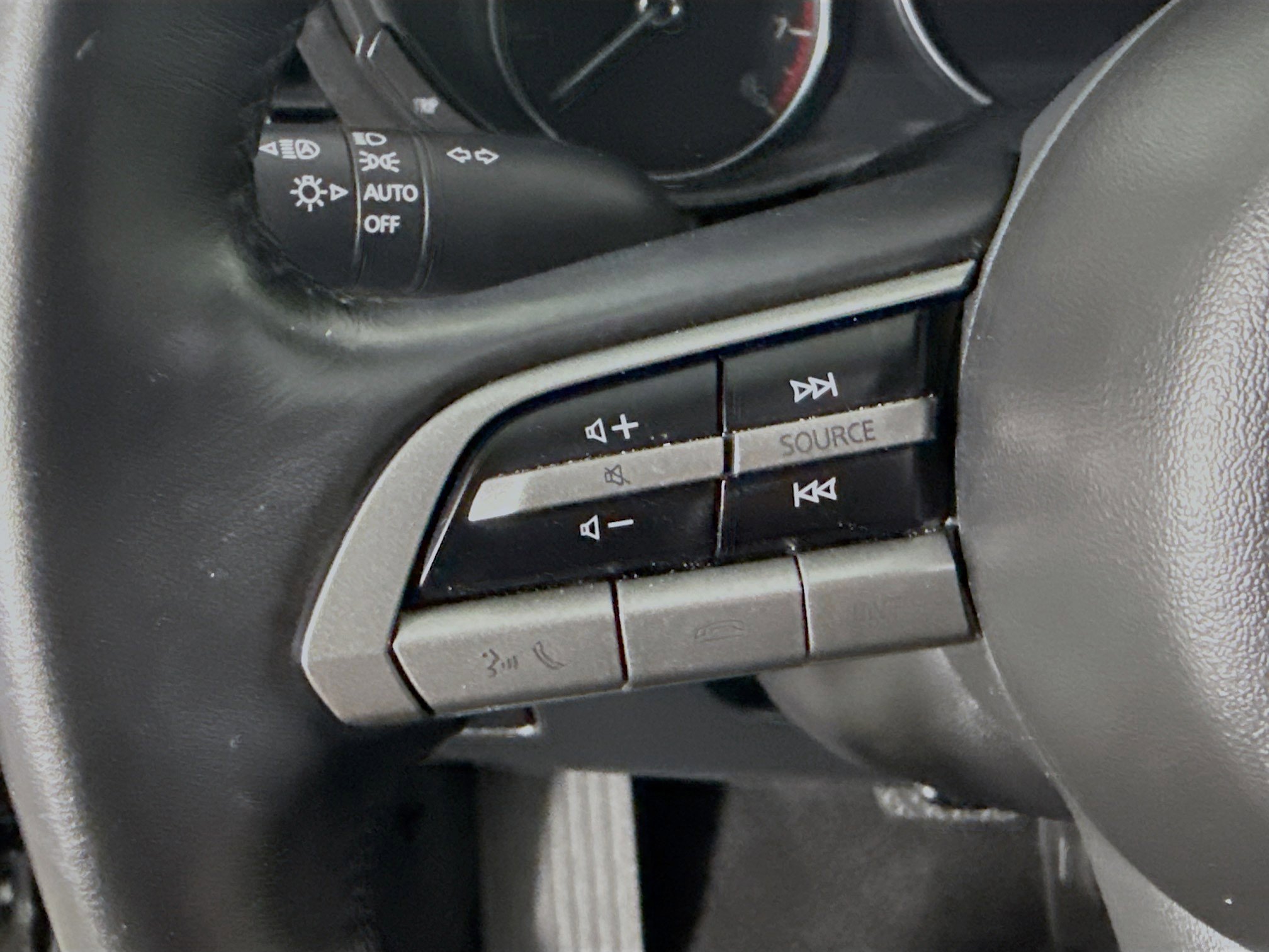 Used 2023 MAZDA MAZDA3 s image 14