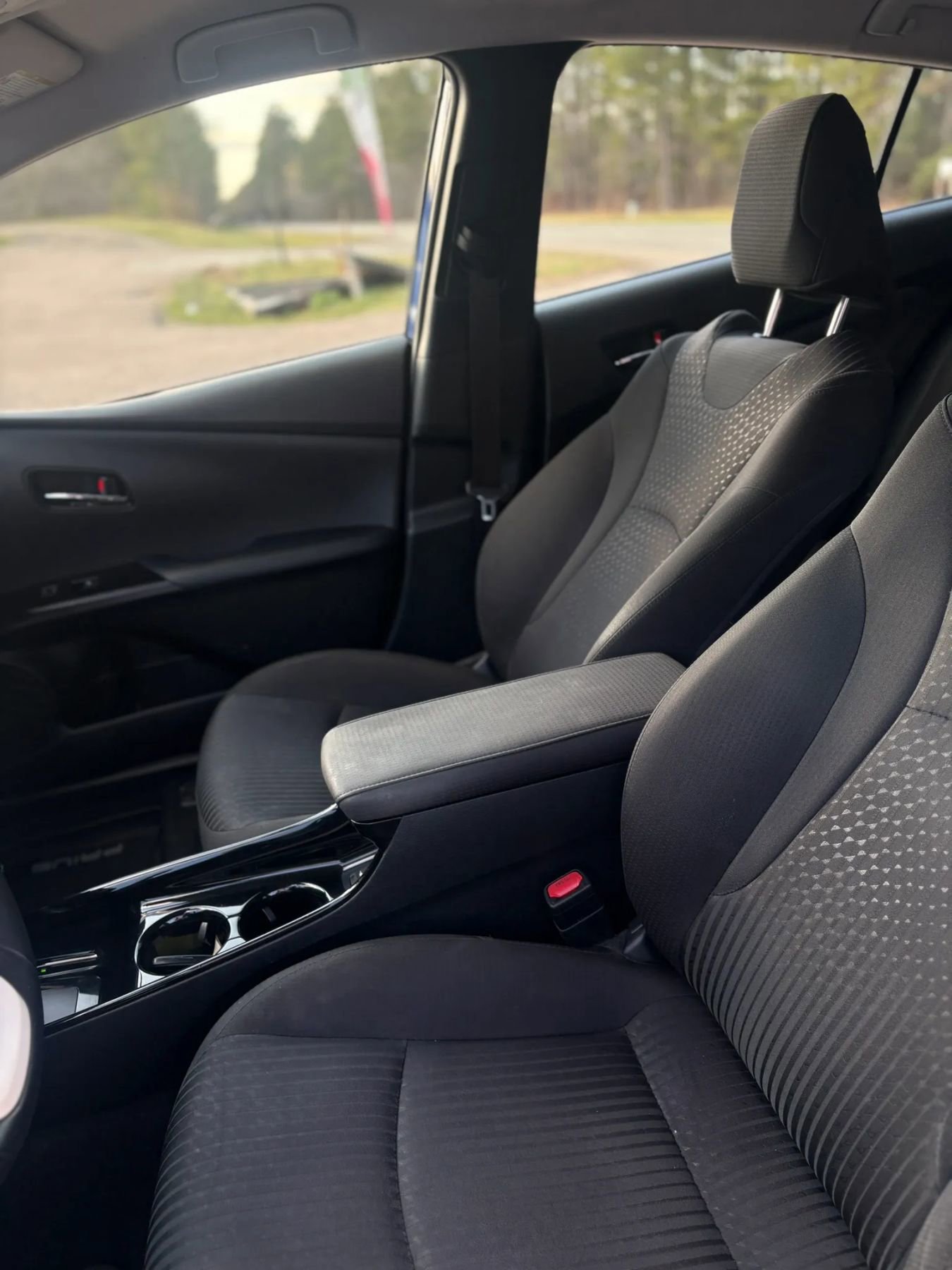 Used 2018 Toyota Prius Three FWD image 49