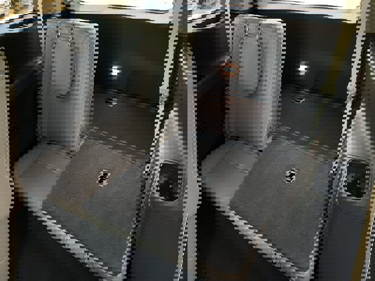 Used 2023 Lincoln Aviator Reserve w/ Equipment Group 201A image 19