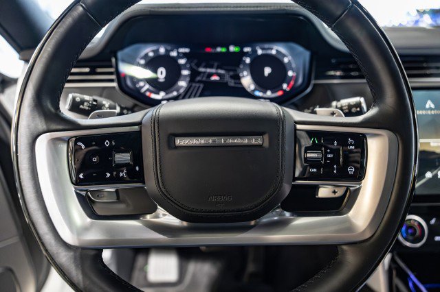 Used 2023 Land Rover Range Rover SE image 17