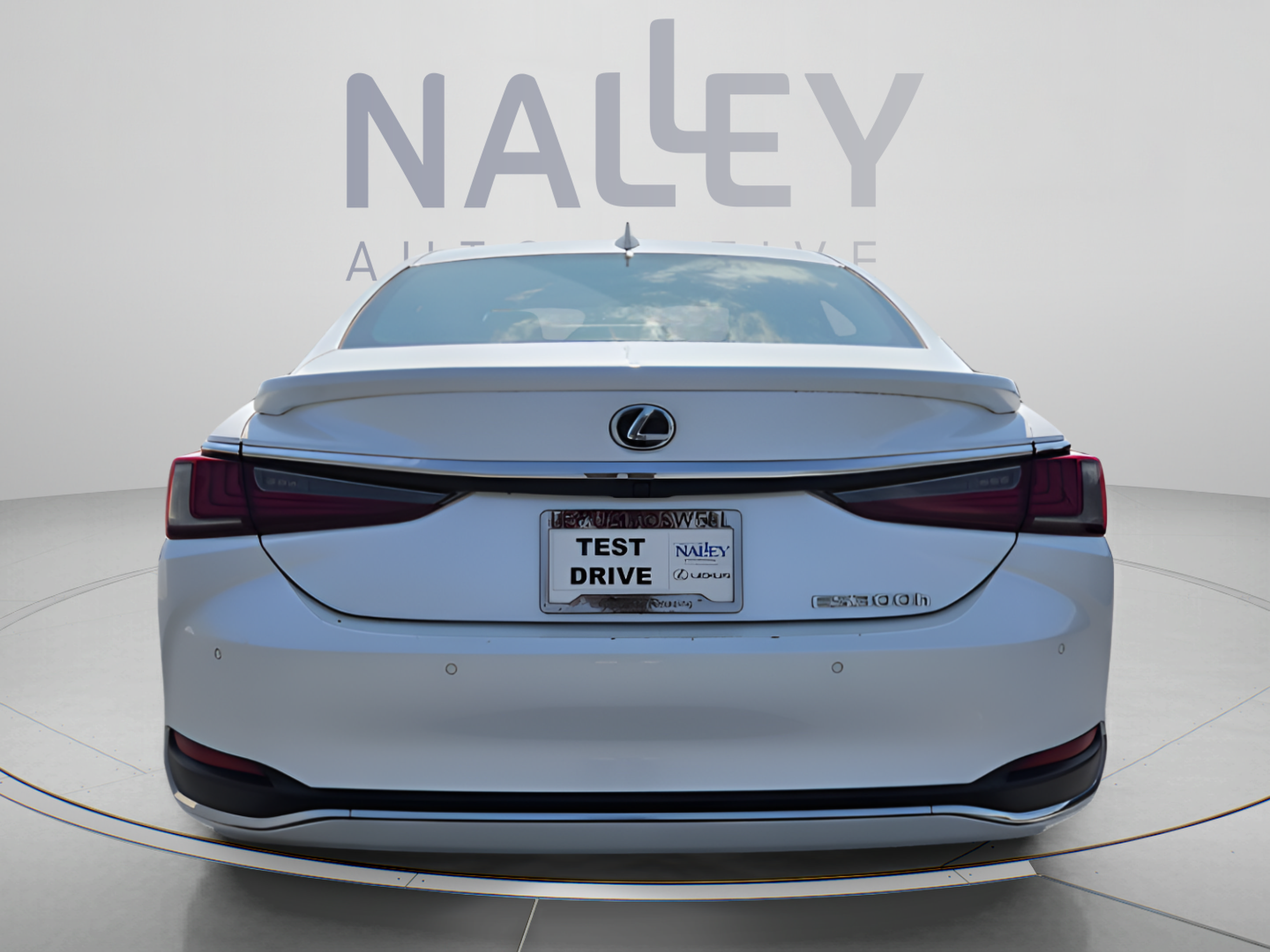 Used 2023 Lexus ES 300h w/ Premium Package FWD image 4