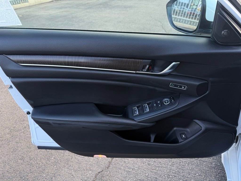 Used 2021 Honda Accord EX-L image 19