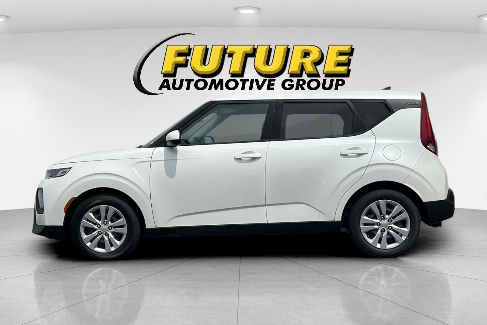 Certified 2022 Kia Soul LX FWD image 7