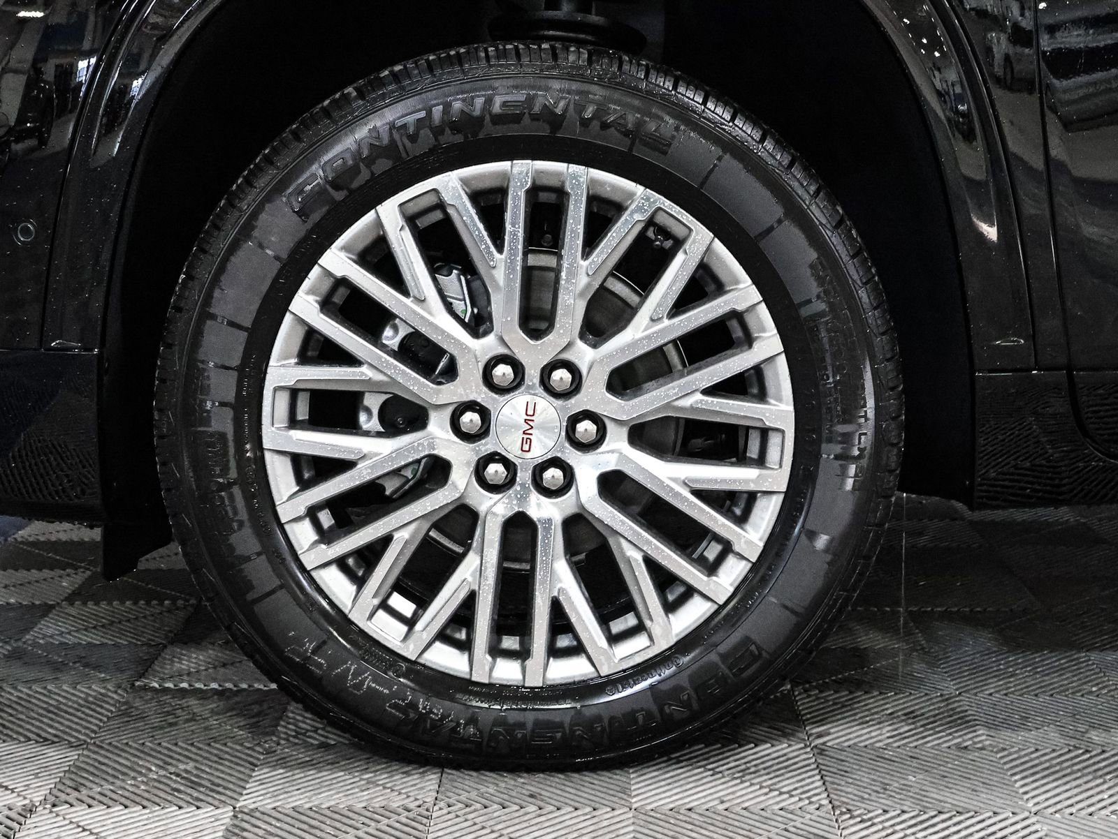 New 2026 GMC Acadia Denali w/ Super Cruise Package image 18