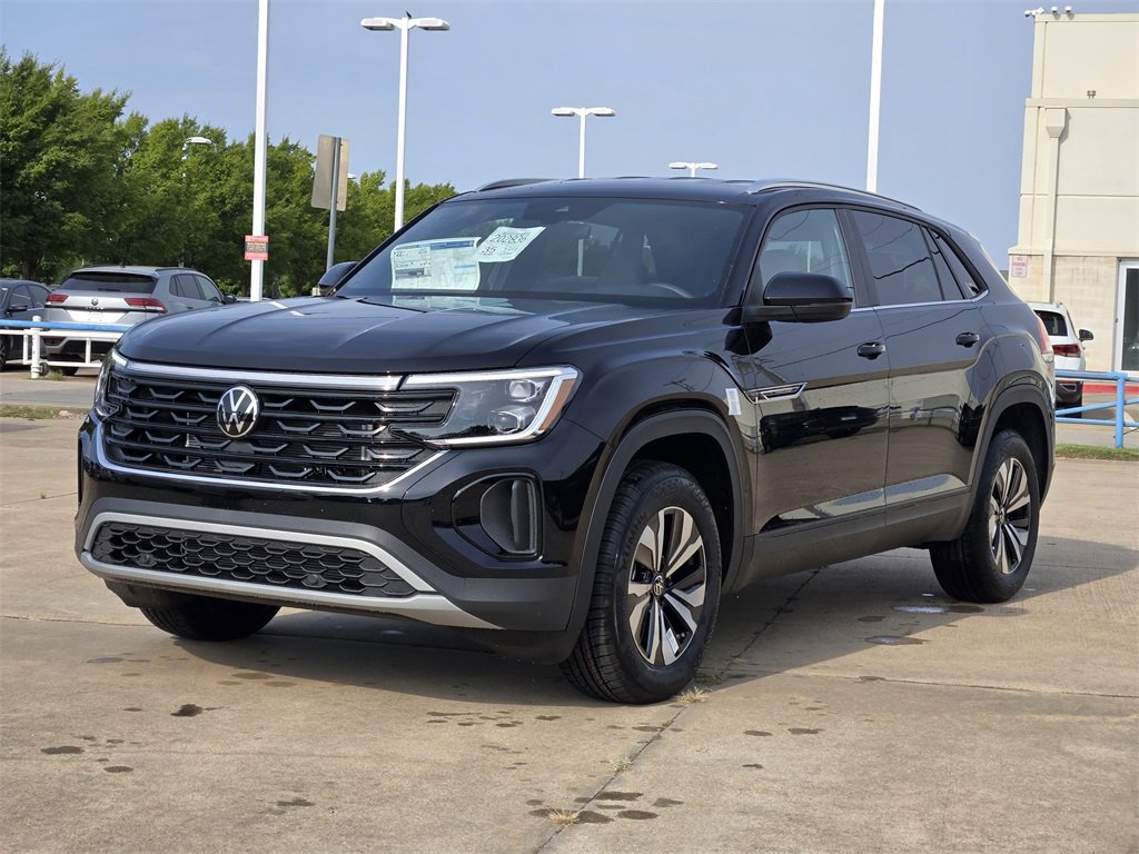 New 2026 Volkswagen Atlas Cross Sport SE image 2