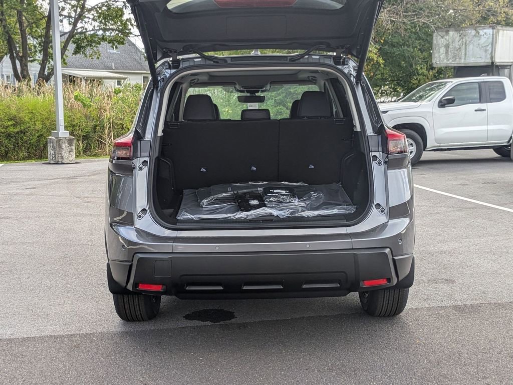 New 2026 Nissan Rogue SV w/ SV Premium Package image 21