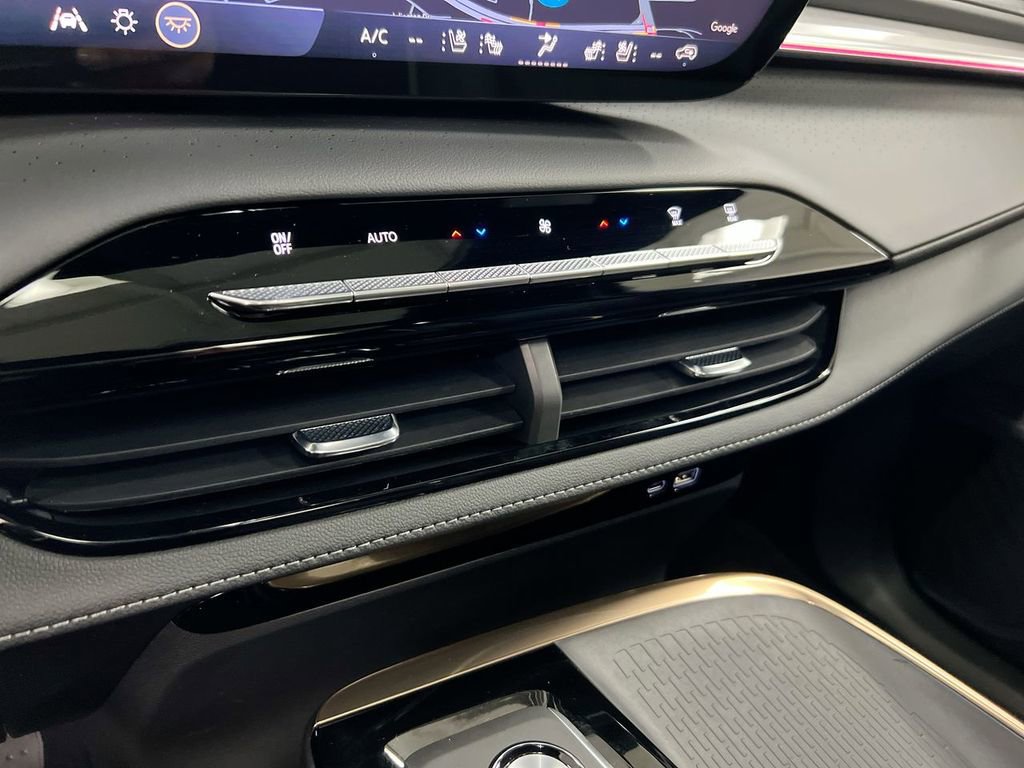 New 2026 Buick Enclave Avenir w/ Super Cruise Package image 16