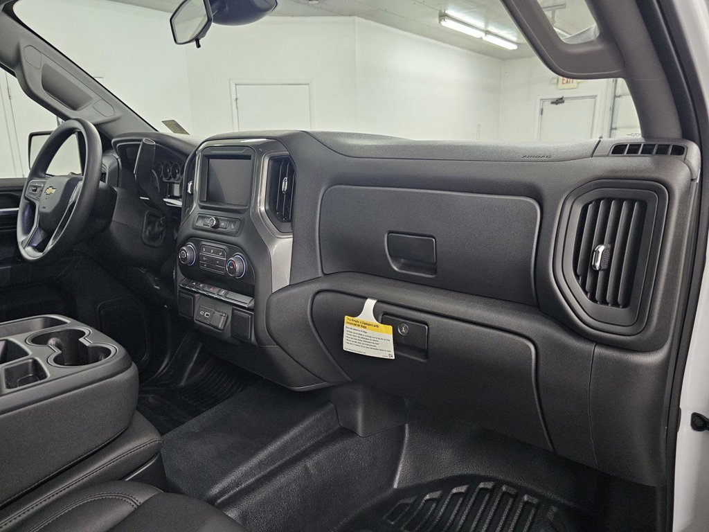 Used 2026 Chevrolet Silverado 1500 W/T w/ Trailering Package AWD/4WD image 15