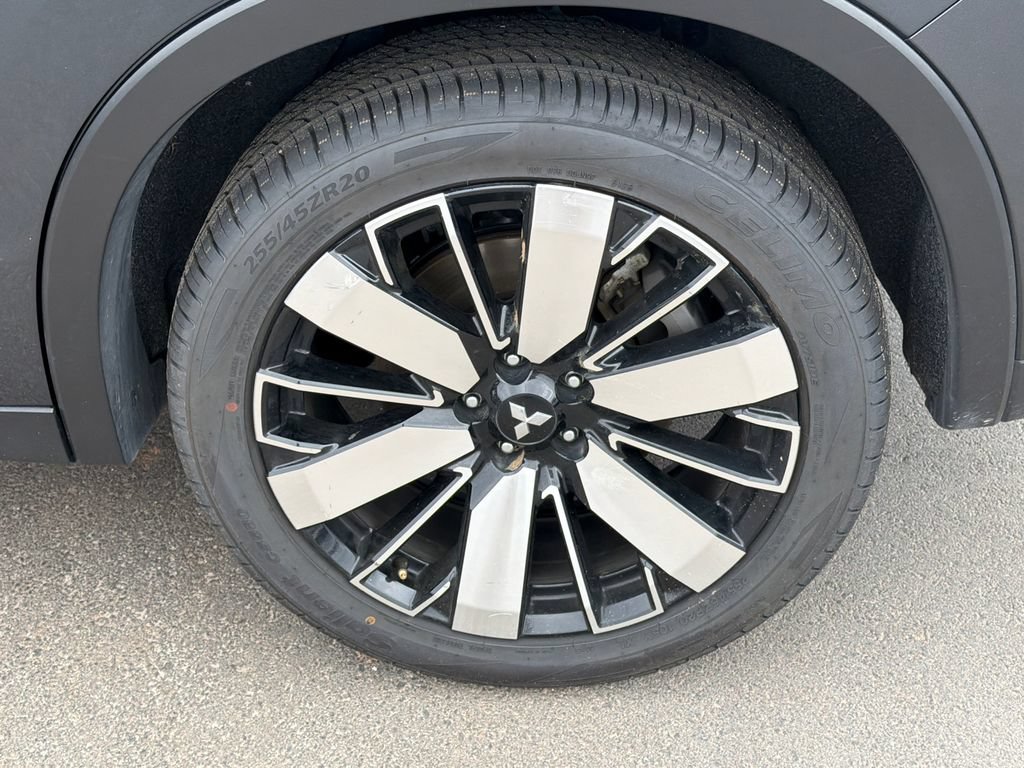 Used 2025 Mitsubishi Outlander SE FWD image 19