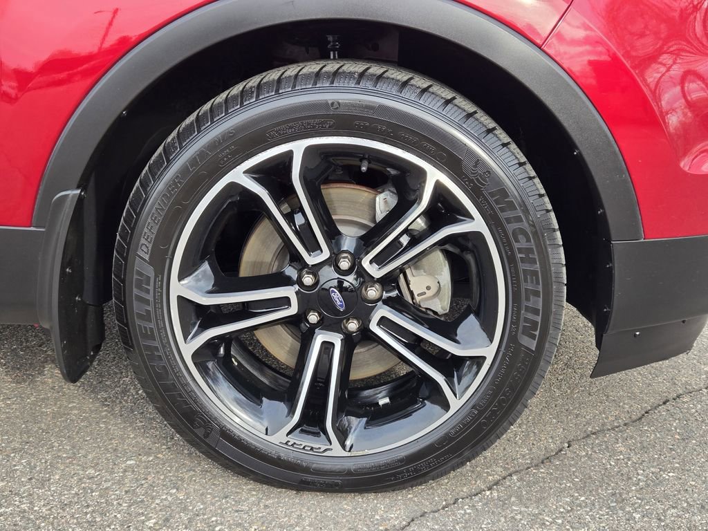 Used 2013 Ford Explorer Sport image 11