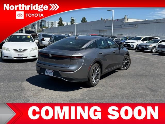 Used 2023 Toyota Crown Limited w/ Advanced Technology Package image 4